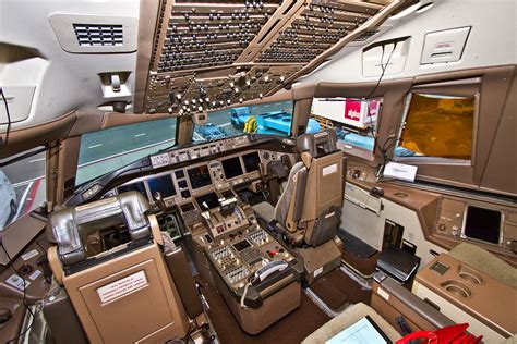 777 flight deck|Boeing 777.